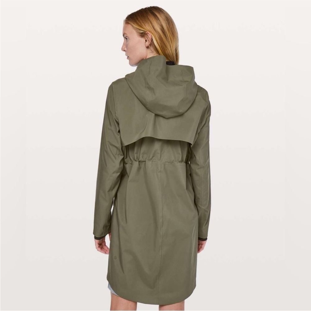 Lululemon rain rebel jacket